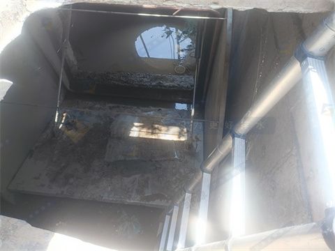 液動旋轉(zhuǎn)堰門工廠案例.jpg 液動旋轉(zhuǎn)堰門工廠案例.jpg